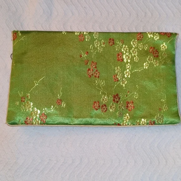 silk Wallet - Picture 3 of 8